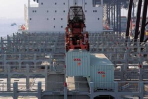 oocl-containers-2